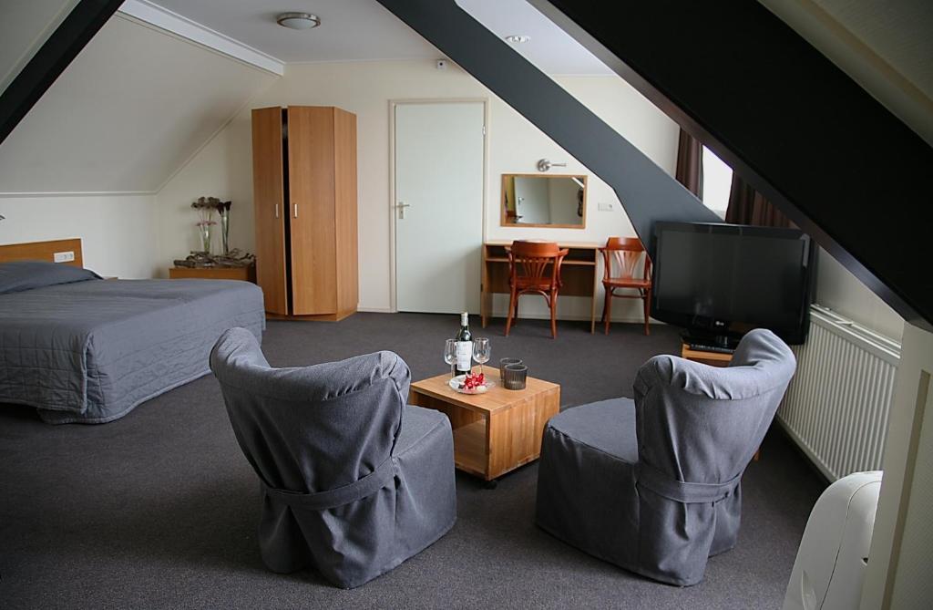 Hotel 'T Zwaantje Lichtenvoorde Quarto foto
